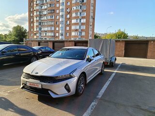 2021 Kia K5 III, серый, 3250000 рублей, вид 1