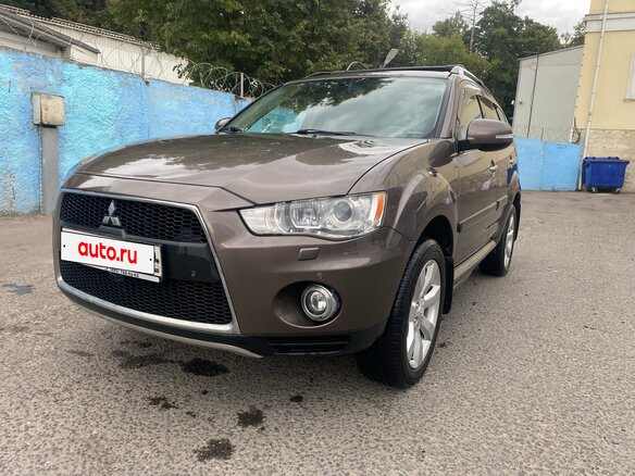 2011 Mitsubishi Outlander II Рестайлинг, коричневый - вид 5