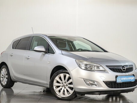 Opel Astra J