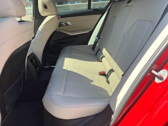 2022 BMW 3 серии M340i xDrive VII (G2x) Рестайлинг, красный, 8200000 рублей - вид 30