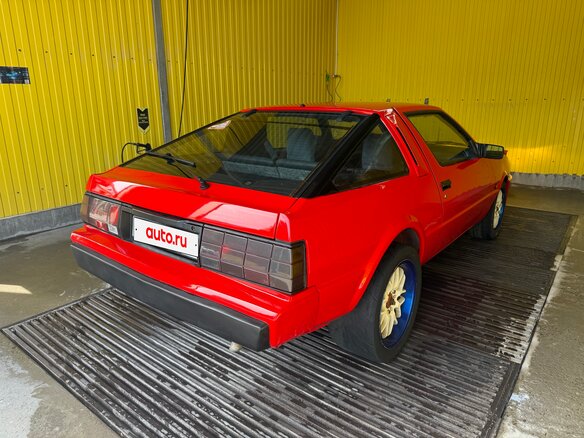 1988 Mitsubishi Starion, красный, 990000 рублей - вид 30