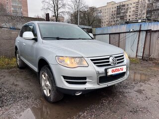 2008 Volkswagen Touareg I Рестайлинг, серебристый, 1220000 рублей, вид 2