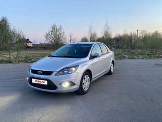 2010 Ford Focus II Рестайлинг, серебристый, 545000 рублей, вид 2
