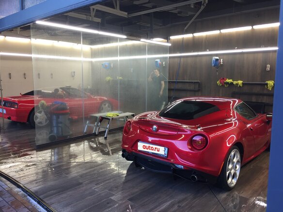 2014 Alfa Romeo 4C, красный, 10000000 рублей - вид 16