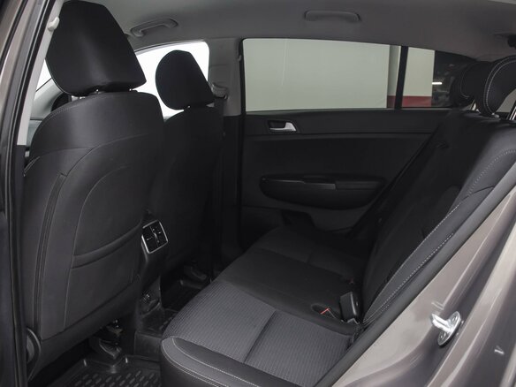 2018 Kia Sportage IV Рестайлинг, серый - вид 9