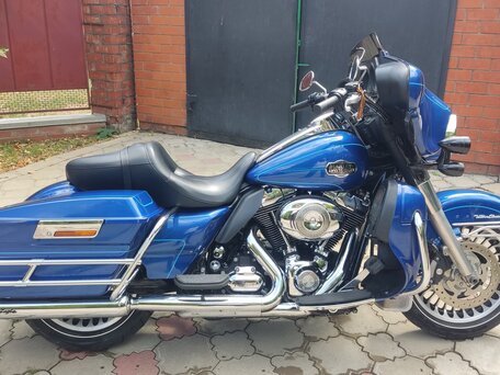 2009 Harley-Davidson Electra Glide, синий, 970000 рублей, вид 2