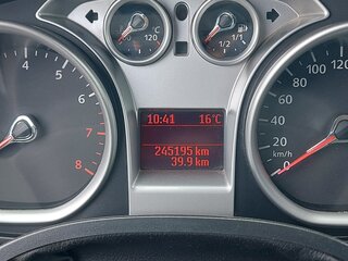 2008 Ford Focus II Рестайлинг, чёрный, 650000 рублей, вид 4