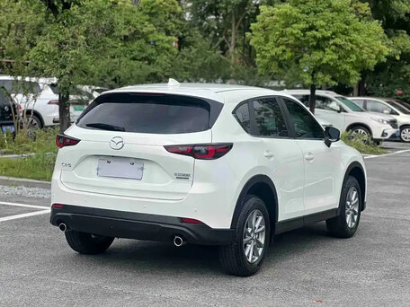 2025 Mazda CX-5 II Рестайлинг, белый, 2600000 рублей, вид 5