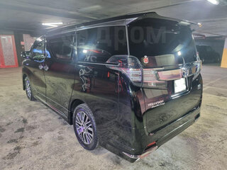 2016 Toyota Vellfire II, чёрный, 4200000 рублей, вид 3