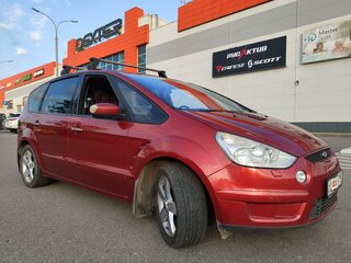 2008 Ford S-MAX I, красный, 830000 рублей, вид 2
