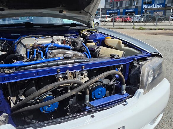 1998 Nissan Laurel VIII (C35), белый, 750000 рублей - вид 15