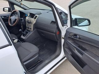 2008 Opel Zafira B Рестайлинг, белый, 520000 рублей, вид 4