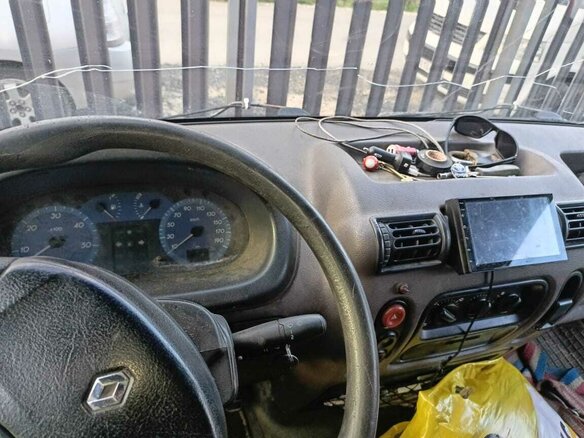 2001 Renault Master, красный, 1200000 рублей - вид 5