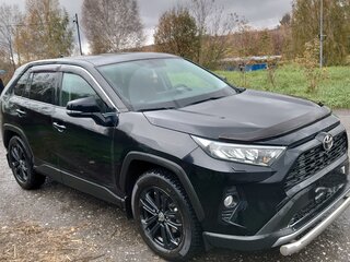 2021 Toyota RAV4 V (XA50), чёрный, 2512000 рублей, вид 2