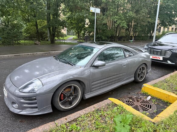 2002 Mitsubishi Eclipse III, серый, 800000 рублей