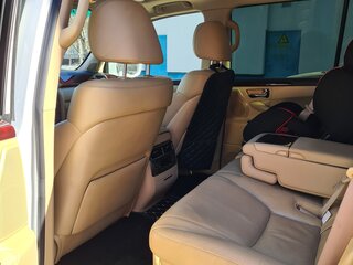 2011 Lexus LX 570 III, белый, 4850000 рублей, вид 3