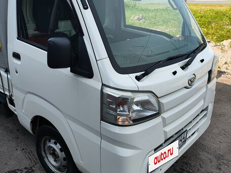 2015 Daihatsu Hijet, белый, 1400000 рублей, вид 2