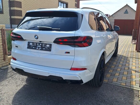 2023 BMW X5 40i IV (G05/G18) Рестайлинг, белый, 11490000 рублей - вид 5