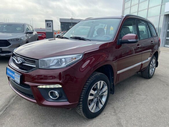 2017 Chery Tiggo 3 I, красный - вид 2