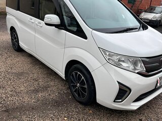 2015 Honda Stepwgn V, белый, 1900000 рублей, вид 1