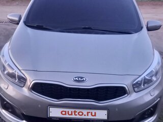 2016 Kia Ceed II Рестайлинг, серебристый, 2000000 рублей, вид 3
