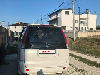 2001 Toyota Town Ace Noah III, белый, 750000 рублей, вид 5
