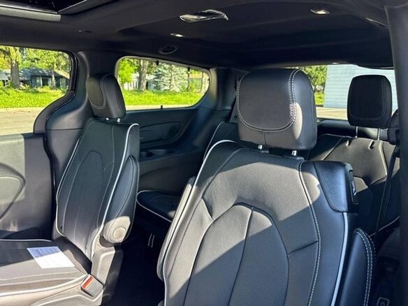 2026 Chrysler Pacifica RU Рестайлинг 2, чёрный, 12925206 рублей - вид 21