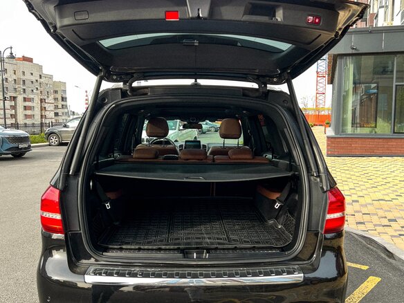 2017 Mercedes-Benz GLS 350 d I (X166), чёрный, 6490000 рублей - вид 16