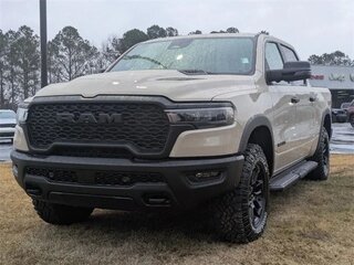 2025 Ram 1500 Crew Cab V Рестайлинг, бежевый, 8773674 рублей, вид 5