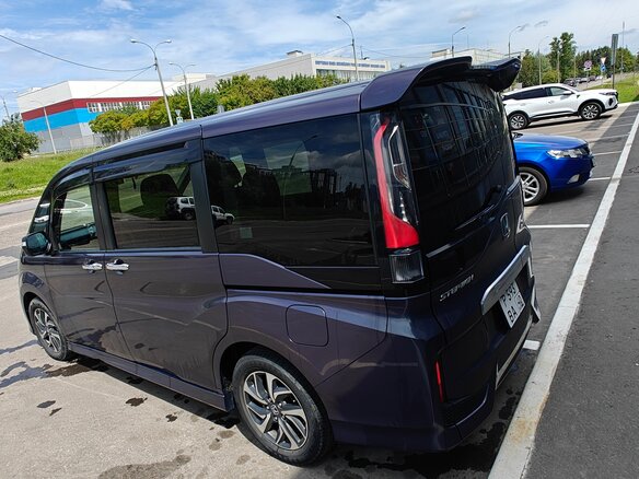 2016 Honda Stepwgn Spada V, фиолетовый, 1850000 рублей - вид 2