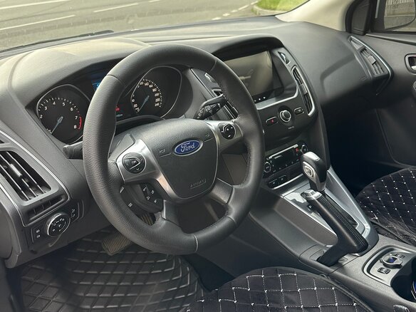 2014 Ford Focus III, белый, 1120000 рублей - вид 10