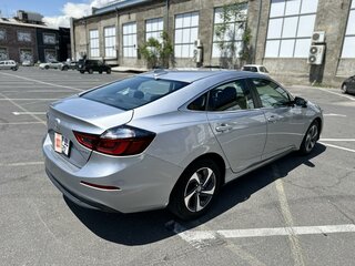 2019 Honda Insight III, серебристый, 1850000 рублей, вид 5