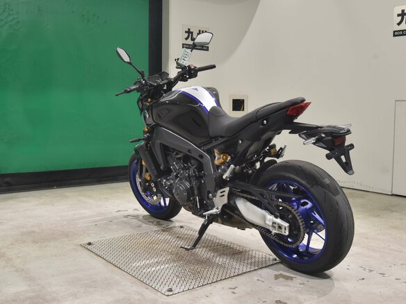 2021 Yamaha MT-09 (FZ-09), чёрный - вид 24