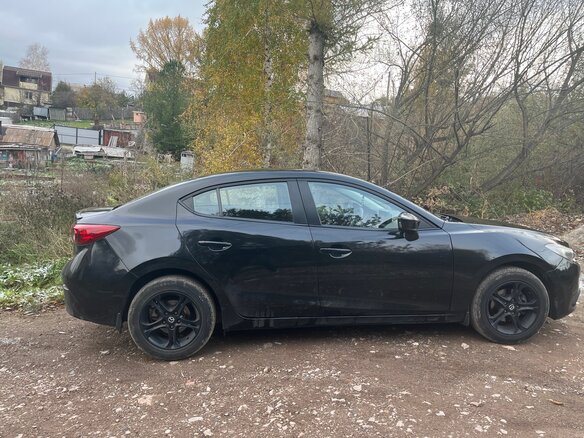 2013 Mazda 3 III (BM), чёрный, 1150000 рублей - вид 2