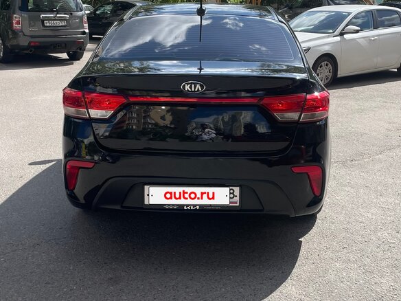 2019 Kia Rio IV, чёрный, 965000 рублей - вид 5
