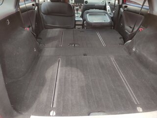 2004 Toyota Matrix I (E130), красный, 605000 рублей, вид 5