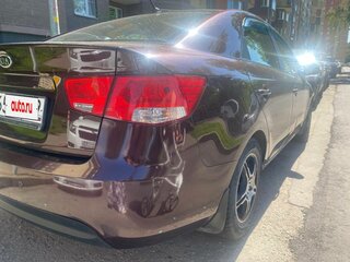 2010 Kia Cerato 4-speed II, пурпурный, 750000 рублей, вид 5