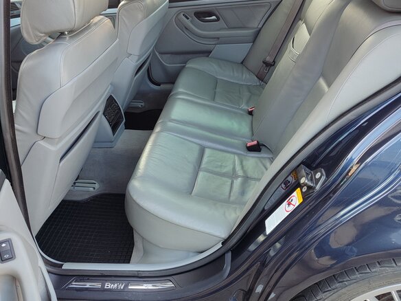 2001 BMW 5 серии 530i IV (E39) Рестайлинг, синий, 1400000 рублей - вид 9