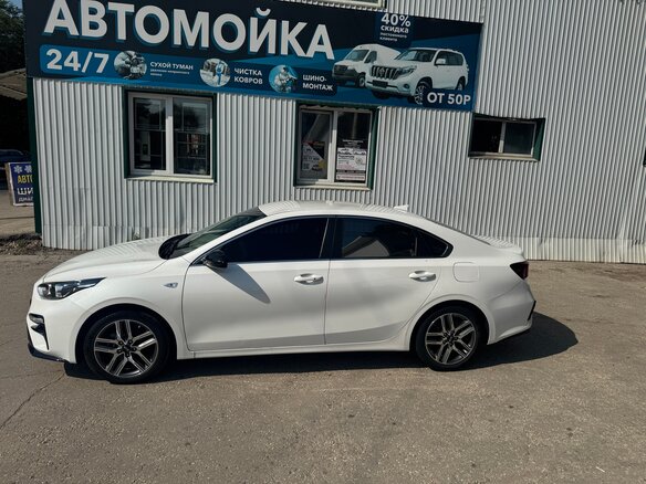 2020 Kia K3 II, белый, 1850000 рублей - вид 4