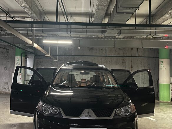 2008 Mitsubishi Outlander II, чёрный, 850000 рублей