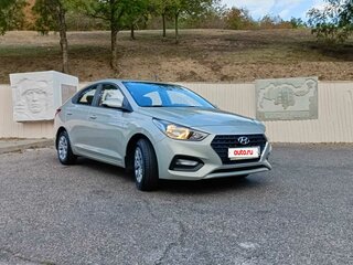 2019 Hyundai Solaris II, бежевый, 1999900 рублей, вид 3