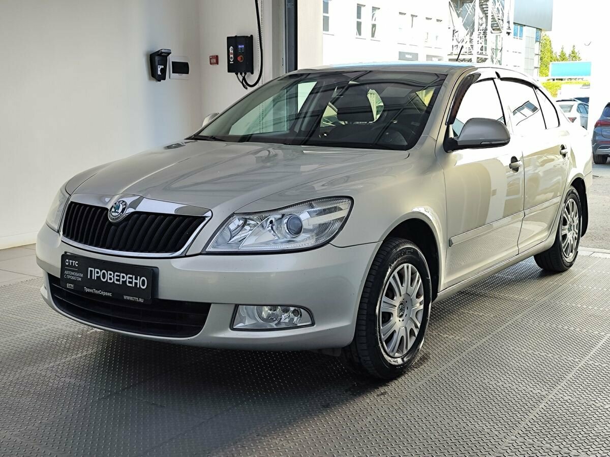 Открыть фотографии: Skoda Octavia II (A5) Рестайлинг