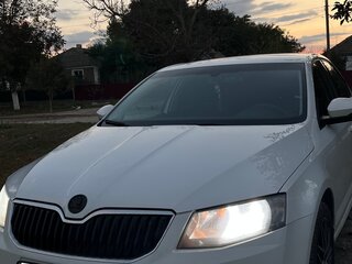 2014 Skoda Octavia III (A7), белый, 890000 рублей, вид 3