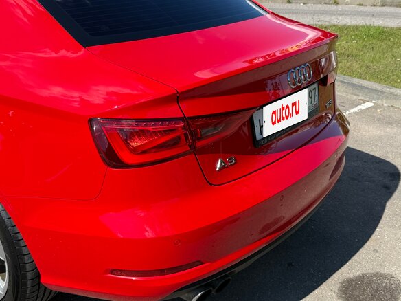 2016 Audi A3 III (8V), красный, 1450000 рублей - вид 8