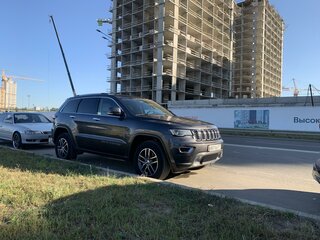 2018 Jeep Grand Cherokee IV (WK2) Рестайлинг, серый, 3900000 рублей, вид 5
