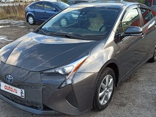 2017 Toyota Prius IV (XW50), серый, 2300000 рублей, вид 1