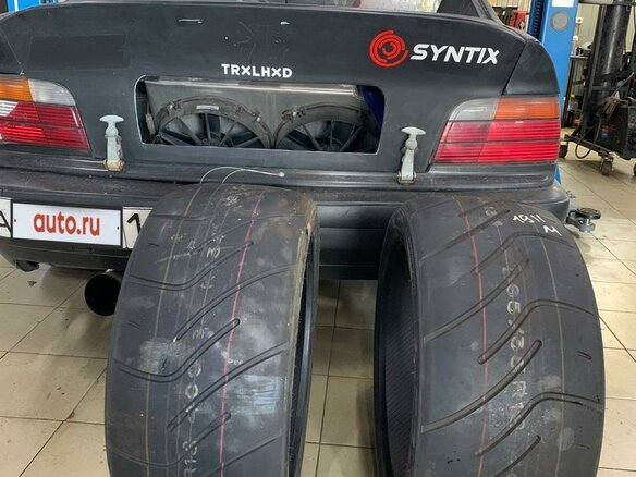 1992 BMW 3 серии 318i III (E36), чёрный - вид 11