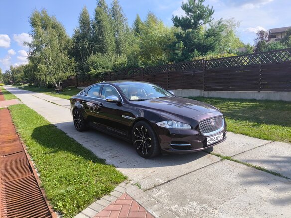 2013 Jaguar XJ IV (X351), коричневый - вид 17