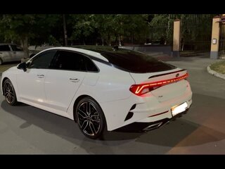 2020 Kia K5 III, белый, 3000000 рублей, вид 1
