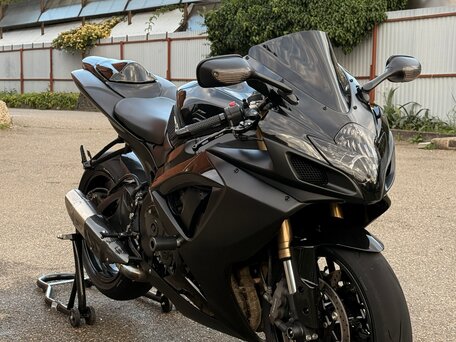 2006 Suzuki GSX-R 600, чёрный, 570000 рублей, вид 4